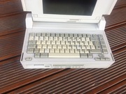 Stary laptop compaq 286