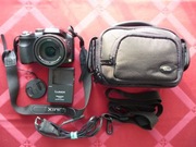 Panasonic Lumix DMC-FZ-200 w bardzo dobrym stanie.