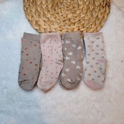 Skarpetki 23 24 25 26 4 sztuki w kropki serduszka dla dziewczynki