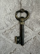 Klucz z otwieraczem do wina