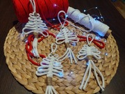 Ozdoba z makramy choinka. Różne kolory.