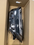 Toyota RAV4 lampa lewa lift 22- full LED