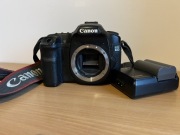 Canon EOS 40D - uszkodzony, nie włącza się.