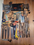 Narzędzia-pilniki,ździeraki,dłuta,piły,klucze,szczypce,obcęgi,brzeszczoty..