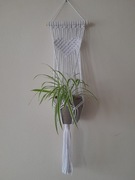 Kwietnik na ścianę makrama