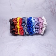 Scrunchie - satynowe gumki do włosów rozm. M