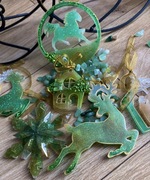 Zestaw świątecznych ozdób z żywicy epoksydowej , świecący w ciemności