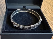 Ciekawa metalowa bransoletka 