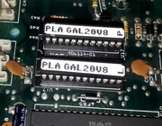 Układ PLA20V8 GAL 906114-01 251064-01 82S100 EPROM Commodore C64