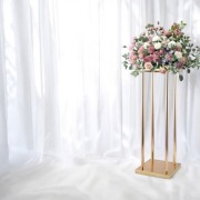 Nowe dekoracje ślubne stojak na kwiaty sala weselna kościół