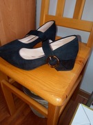 Pantofle zamszowe firmyVICES 