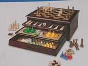 Zestaw Gier Planszowych 10w1 z drewna. Szachy, warcaby, chińczyk, kości.