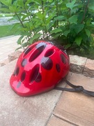 Kask dziecięcy Lazer PNUT KinetiCore Ladybird regulowany 49-56 cm