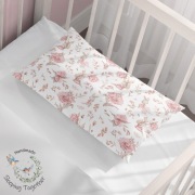 100 % bawełniana poszewka 40/60 cm. "Króliczki i piwonie""