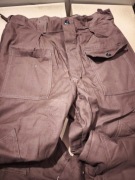 Ubranie robocze drelich spodnie nietypowy kolor