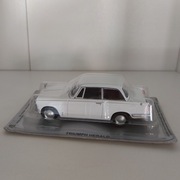 Metalowy model TRIUMPH HERALD Kultowe Auta PRL-u 1:43