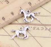 Dowieszka Charms koń 