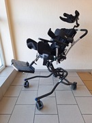 Dziecięcy fotelik rehabilitacyjny R82