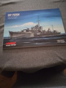 Model kartonowy ORP Piorun 