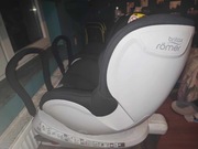  Fotelik samochodowy Britax Römer dualfix z bazą obrotową 