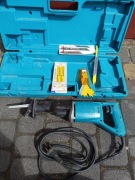 Piła szablasta Makita JR3000V