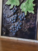Płytka ceramiczna, niebieskie winogrona, Jie Gantofta, stan bardzo dobry