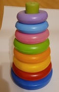 Zabawka 7 kółeczek i element do ich nakładania