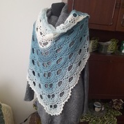 Piękna duża chusta na szydełku handmade 