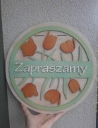 Drewniany Wianek dekoracyjny na drzwi z napisem Zapraszamy, 33 cm. 