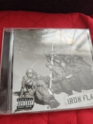 Wu-Tang Clan ,,Iron flag"