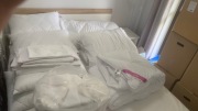 Sprzedam partię pościeli, łącznie z kołdrami i poszwami na kołdry.