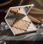 Rozświetlacze paleta FM World, cudo