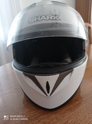 kask motocyklowy i rękawice