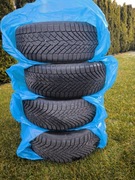Komplet opon Pirelli Cinturato Winter 2, 215/50 R17