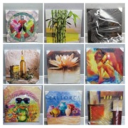 Zestaw obrazów nowych i używanych - ok. 80 sz.