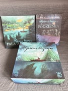 Uśpieni Bogowie+Fala zagłady i Podziemia