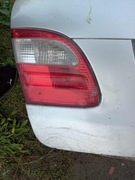 Klapa od bagażnika mercedes w211