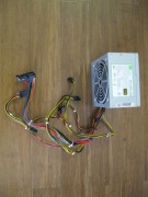 Zasilacz do komputera HEC-300TC-2WB PCie 6pin ATX