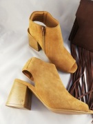 Botki bez palcy i pięty. Rozmiar 40, kolor camel skóra naturalna