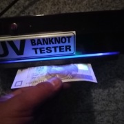 Tester banknotów pieniędzy sprawny uzywany