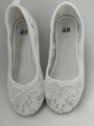 Koronkowe białe balerinki H&M rozmiar 26