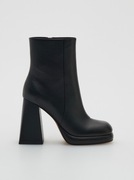 Botki Reserved 37 eko skóra na słupku 