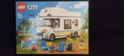 LEGO City 60283 - Wakacyjny kamper 