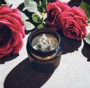 Świeca sojowa bukiet kwiat ombre piwonia flower box ozdoba dekoracja szkło