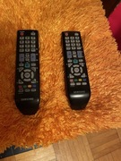 2 piloty do telewizora Samsung