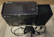 Xbox Series X z padem