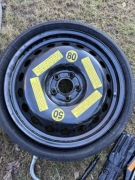 Koło dojazdowe klucze zestaw Audi q5