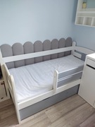 Łóżko dziecięce z materacem