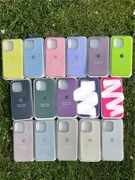 Etui bez MagSafe na IPhone 14Pro