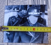 Fotografia PRL żołnierze WSW wojsko mundur hełm 